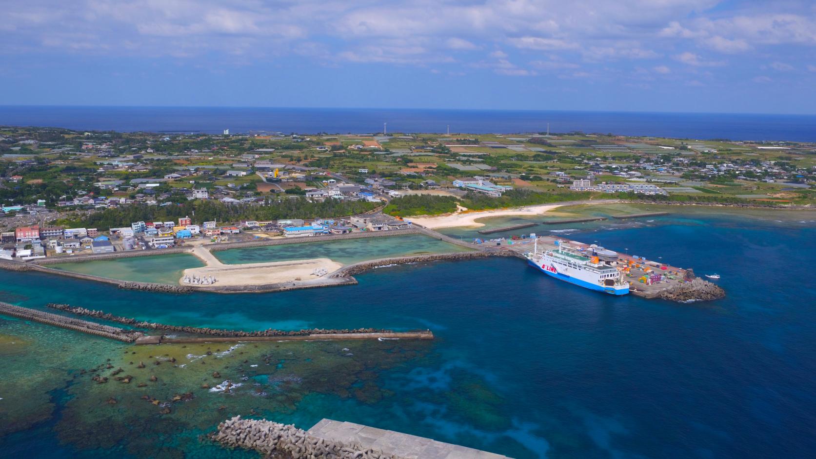 奄美群島の船旅をもっと便利に! フェリーでボンボヤージュ!-1